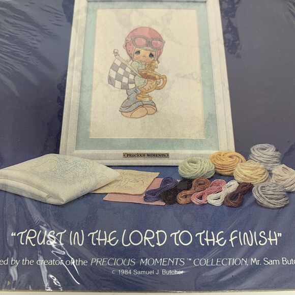 Precious Moments Trust in the Lord to the Finish - Needlecraft kit 1984 NEW Race - Picture 3 of 6